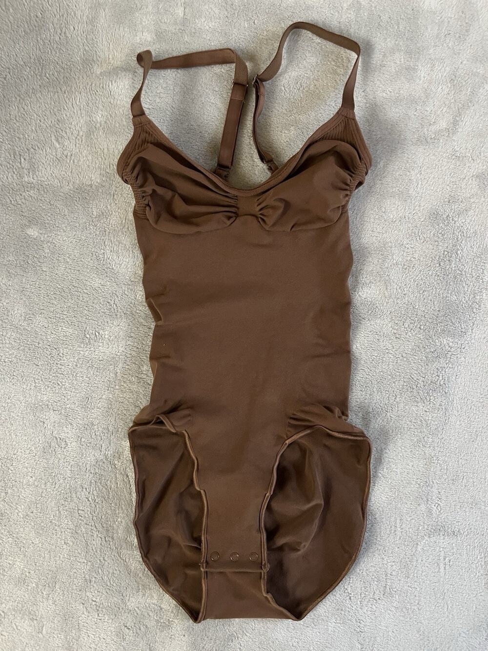 Skims Sz Small Seamless Sculpt Brief Bodysuit BBL Cocoa Firm Hold Snatching NEW